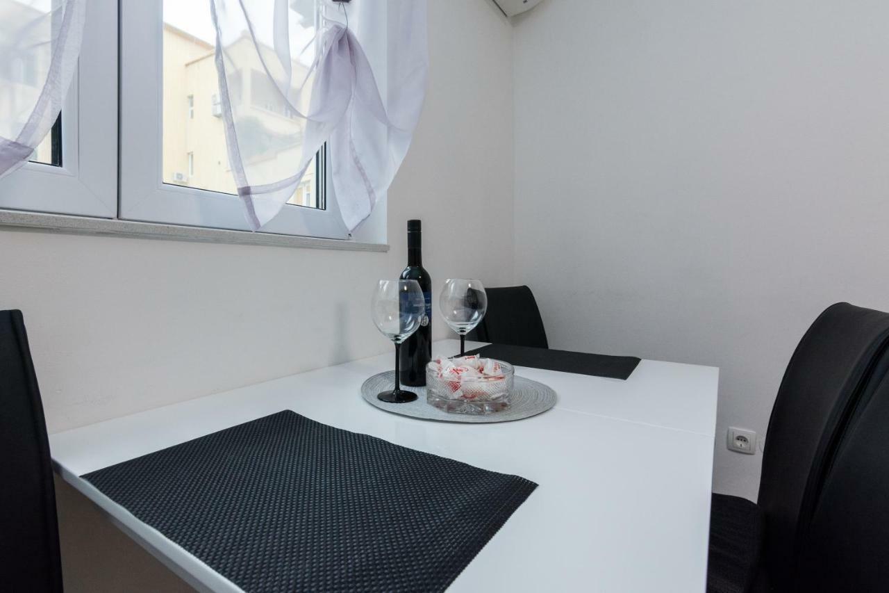 Marea Apartment